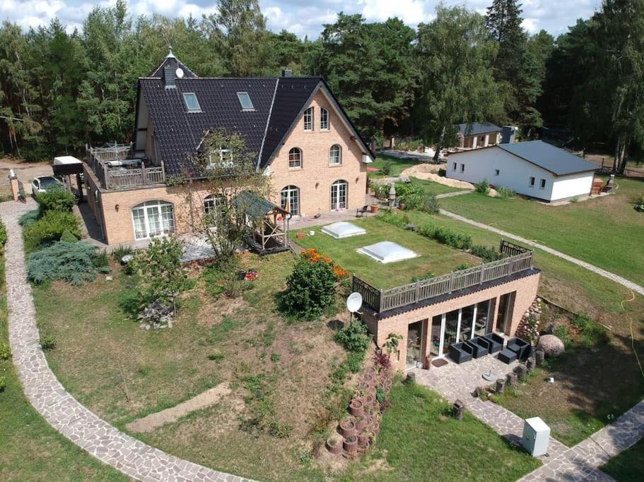 Haus Wilma Gruene Idylle Im Wald Direkt Am See Wendisch Rietz Exterior foto