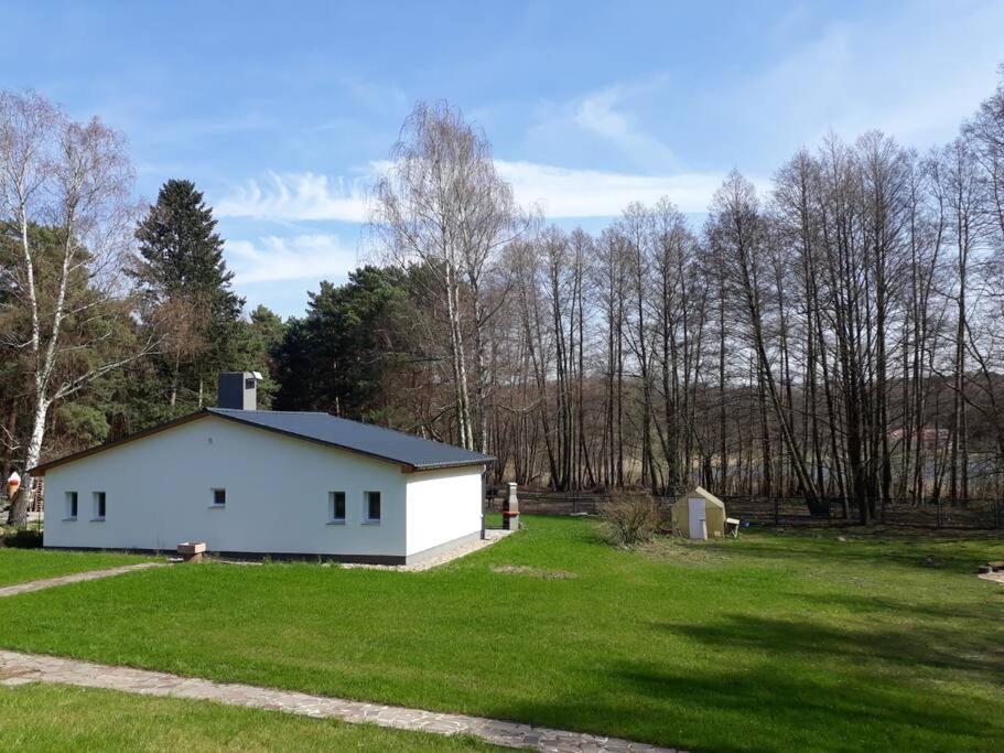Haus Wilma Gruene Idylle Im Wald Direkt Am See Wendisch Rietz Exterior foto
