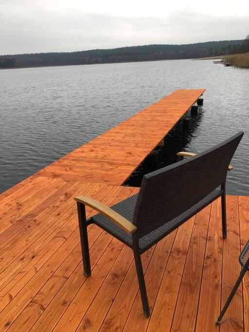 Haus Wilma Gruene Idylle Im Wald Direkt Am See Wendisch Rietz Exterior foto